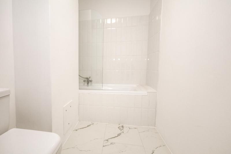 1 Bedroom Property for Sale in Mouille Point Western Cape